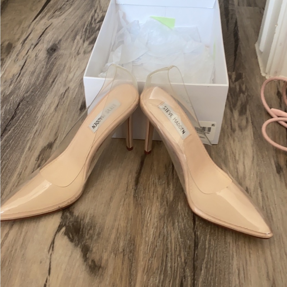 Brand new Steve Madden clear pump